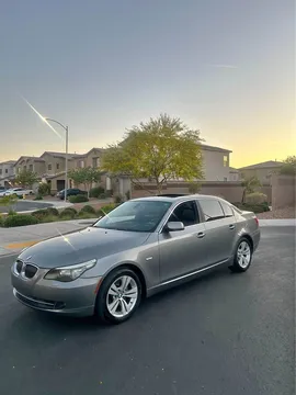 2010 BMW 528i Sedan