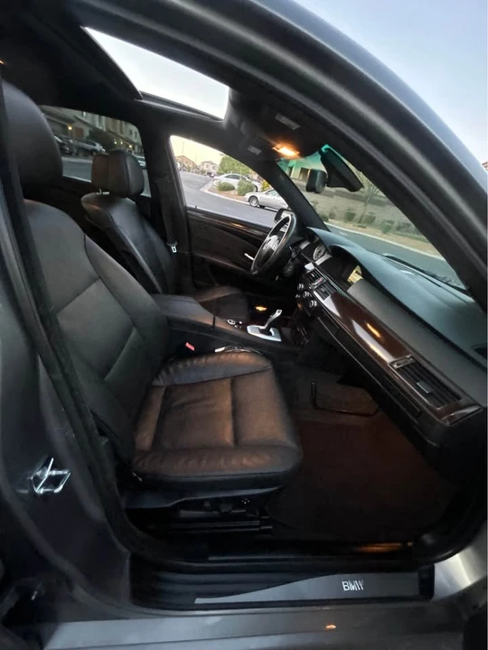 2010 BMW E60 5 Series Sedan - Image 7 of 12