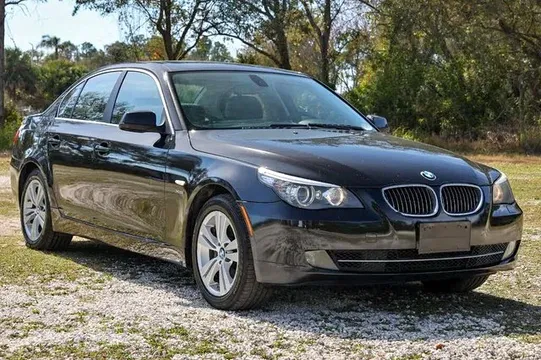 2010 BMW 5 Series 528i xDrive