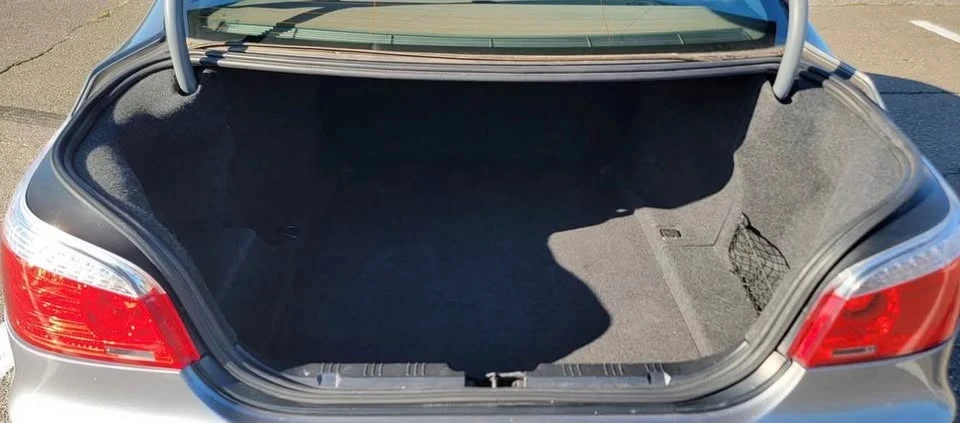 2010 BMW E60 5 Series Sedan - Image 13 of 19
