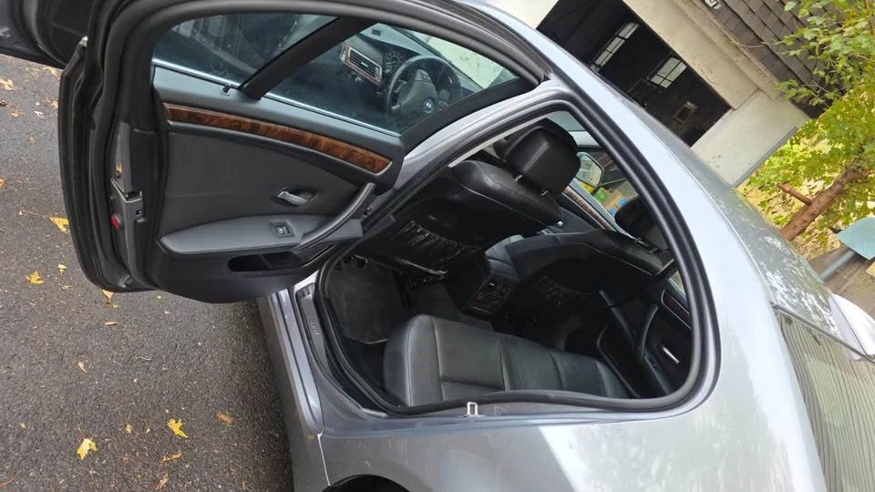 2010 BMW E60 5 Series Sedan - Image 10 of 11