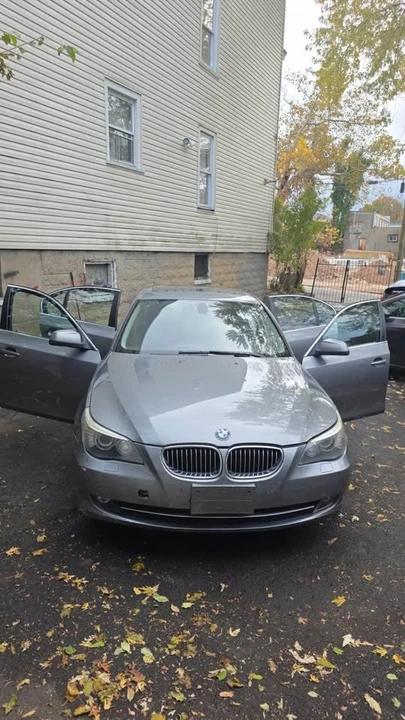 2010 BMW E60 5 Series Sedan - Image 5 of 11