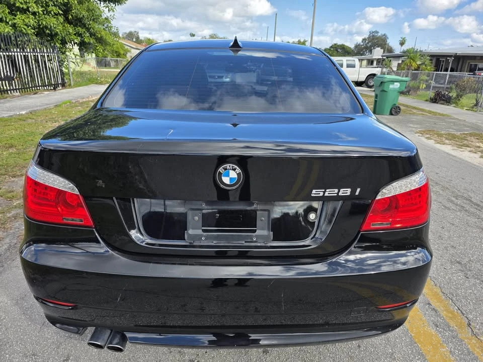 2010 BMW E60 5 Series Sedan - Image 5 of 11