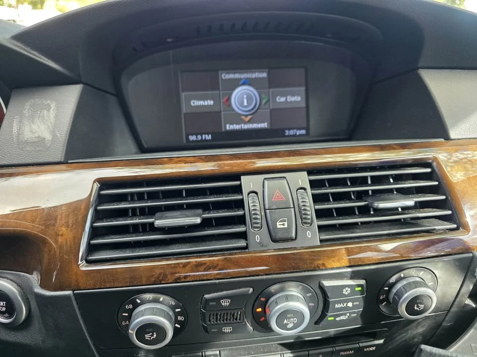 2010 BMW E60 5 Series Sedan - Image 7 of 11