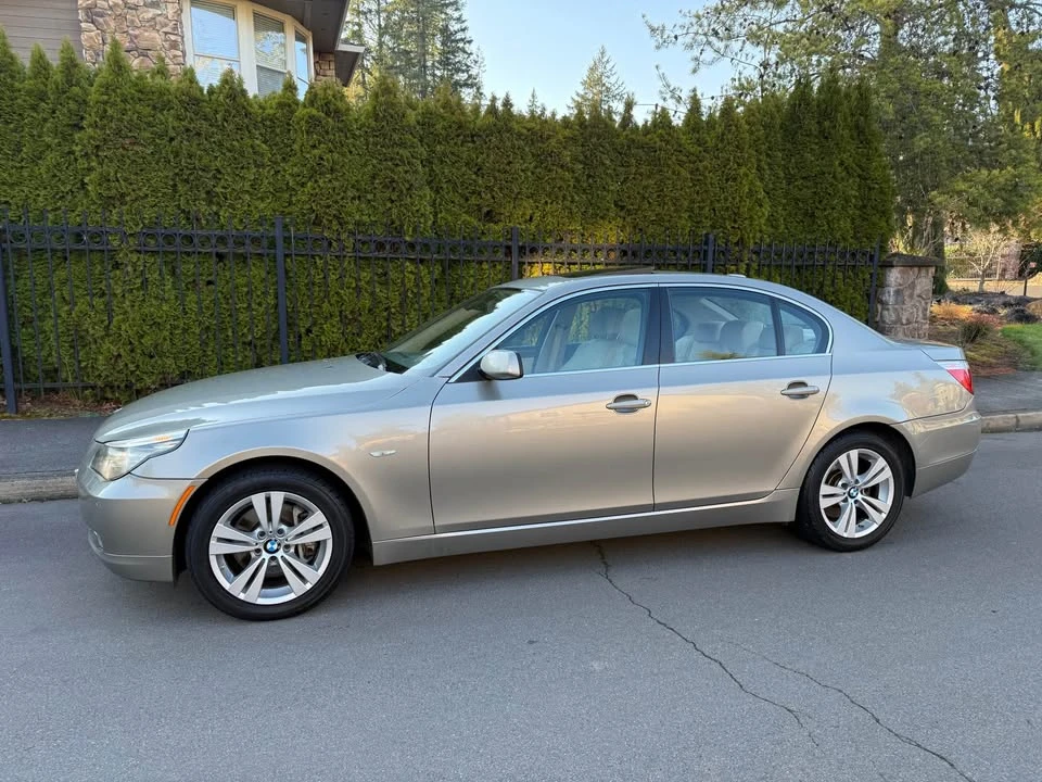 2010 BMW E60 5 Series Sedan - Image 2 of 12