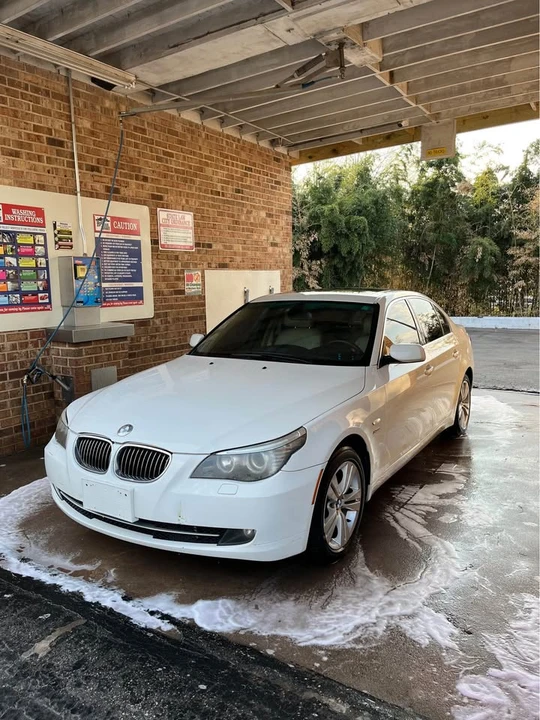 2010 BMW E60 5 Series Sedan - Image 3 of 20