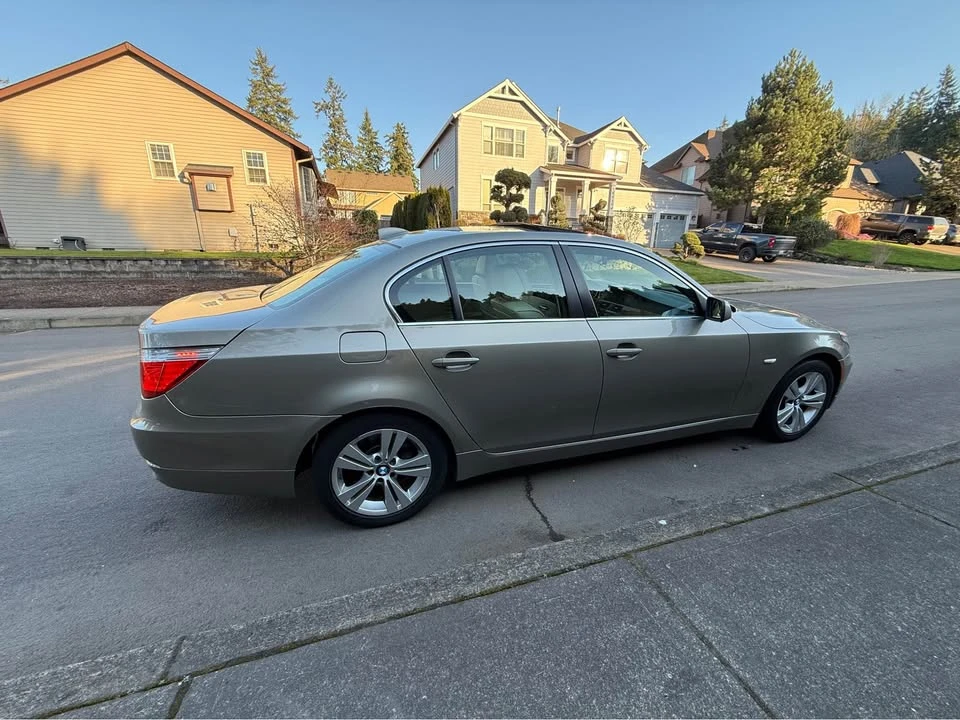 2010 BMW E60 5 Series Sedan - Image 3 of 12