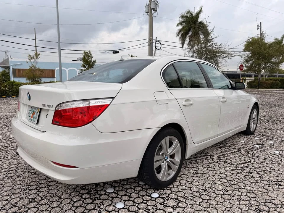 2010 BMW E60 5 Series Sedan - Image 7 of 18