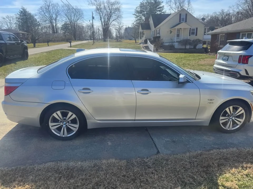 2010 BMW E60 5 Series Sedan - Image 2 of 7