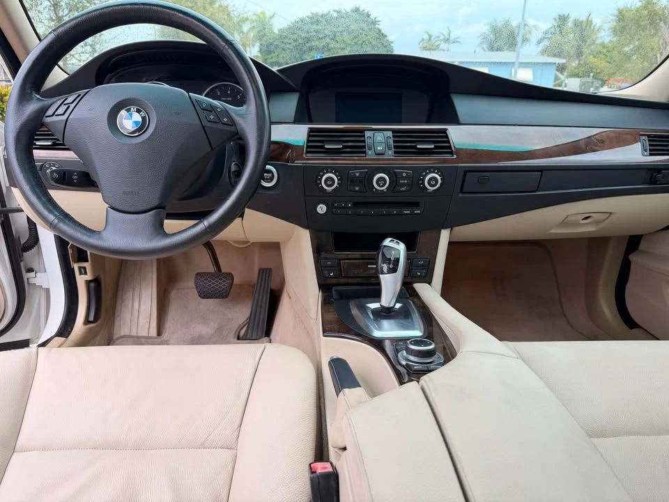 2010 BMW E60 5 Series Sedan - Image 10 of 18