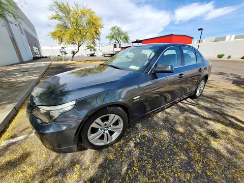 2010 BMW 5 Series 528i xDrive Sedan