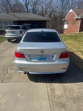 2010 BMW 528i xDrive Sedan