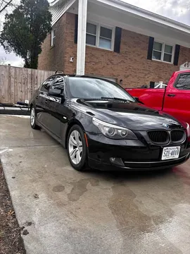 2010 BMW 5 Series 528i xDrive Sedan