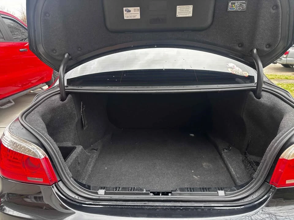 2010 BMW E60 5 Series Sedan - Image 10 of 19