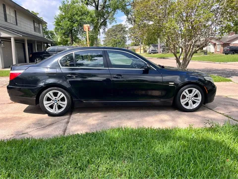 2010 BMW 528i xDrive Sedan