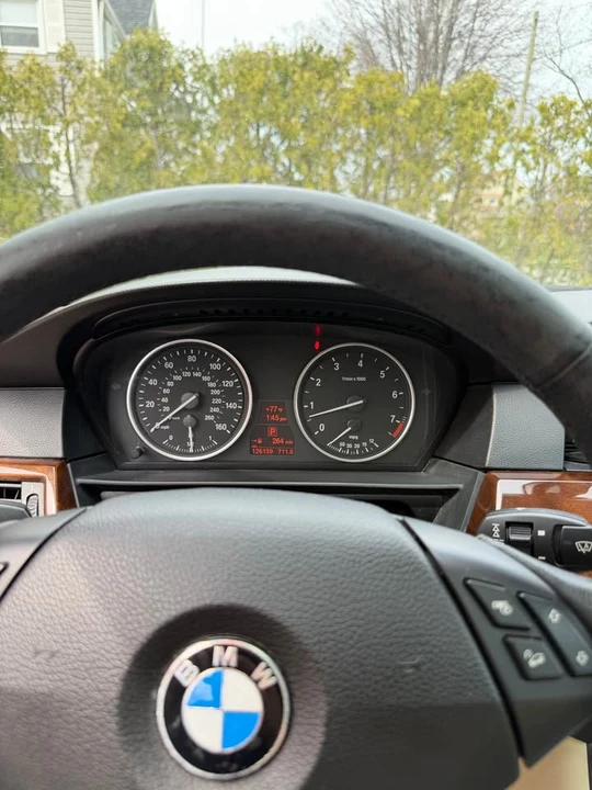 2010 BMW E60 5 Series Sedan - Image 7 of 9
