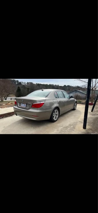 2010 BMW E60 5 Series Sedan - Image 4 of 4