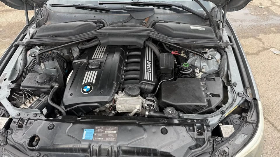 2010 BMW E60 5 Series Sedan - Image 2 of 8