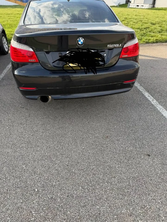 2010 BMW E60 5 Series Sedan - Image 2 of 4