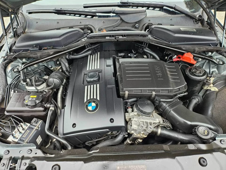 2010 BMW E60 5 Series Sedan - Image 15 of 16