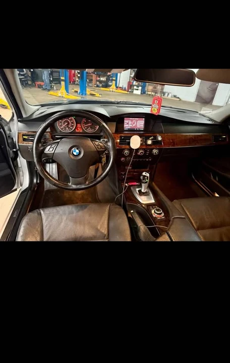 2010 BMW E60 5 Series Sedan - Image 2 of 7