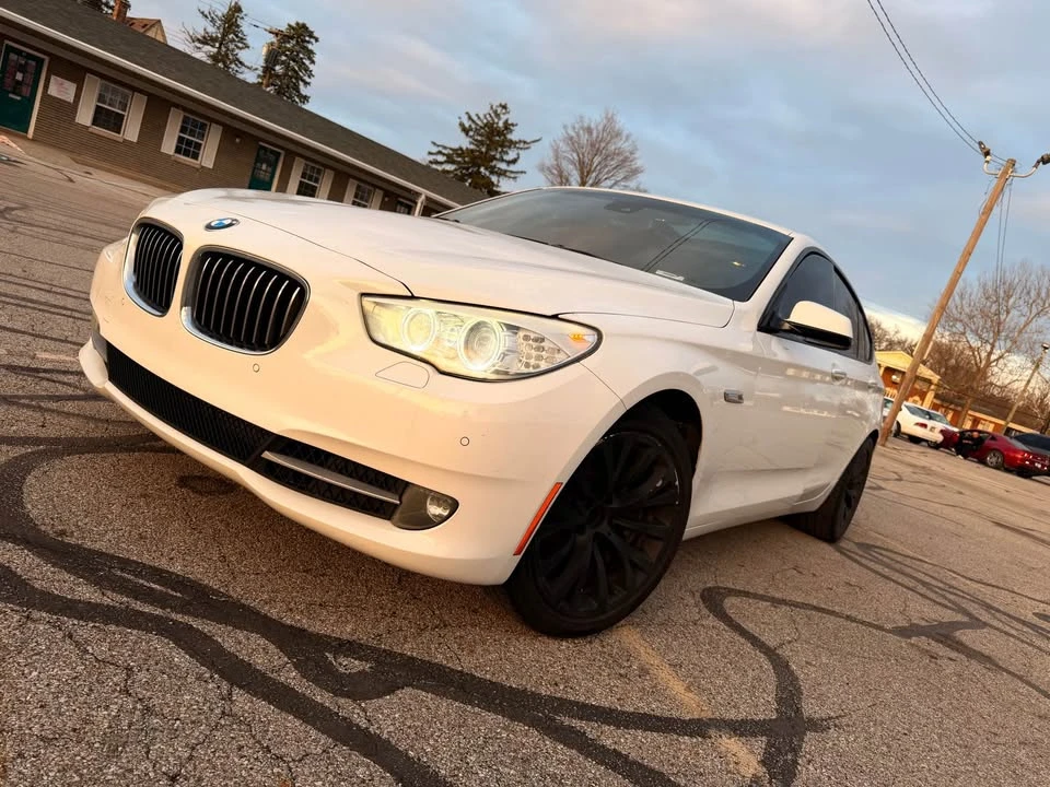 2010 BMW E60 5 Series Sedan - Image 8 of 8