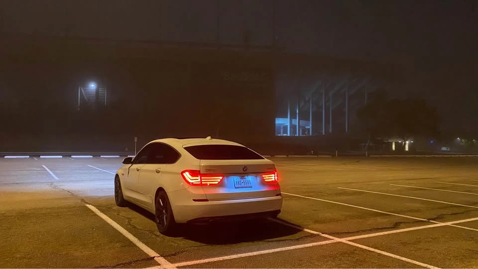 2010 BMW 5 Series - Image 2 of 7