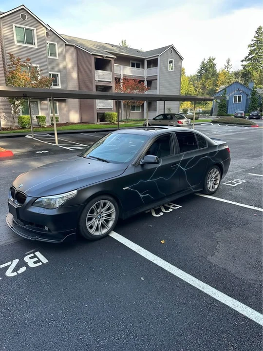 2010 BMW E60 5 Series Sedan - Image 2 of 11