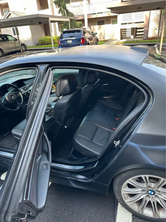 2010 BMW E60 5 Series Sedan - Image 10 of 11