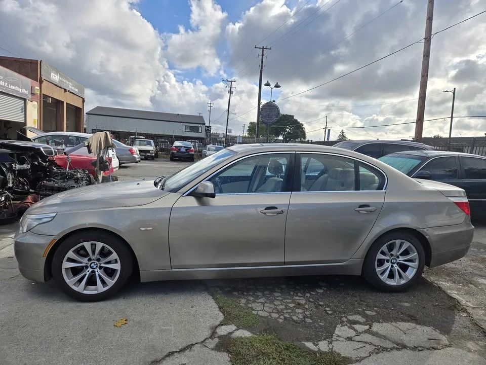 2010 BMW E60 5 Series Sedan - Image 4 of 10