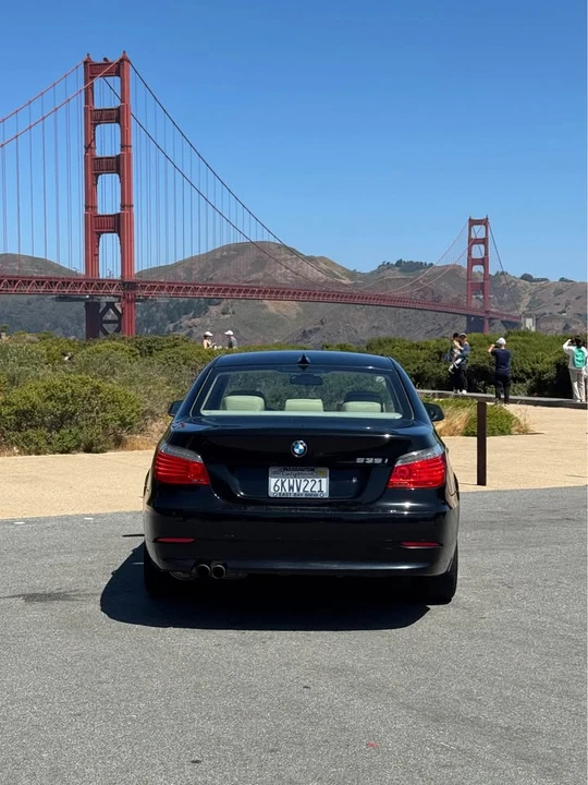 2010 BMW E60 5 Series Sedan - Image 10 of 20