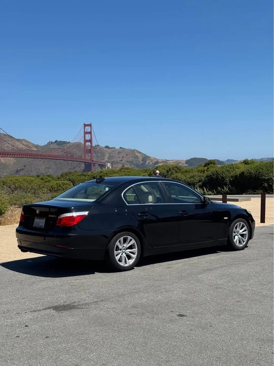 2010 BMW E60 5 Series Sedan - Image 11 of 20