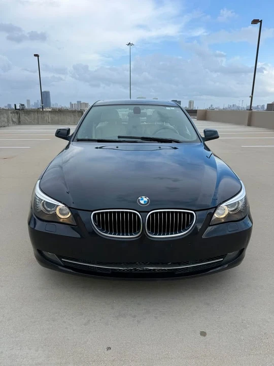 2010 BMW E60 5 Series Sedan - Image 2 of 19