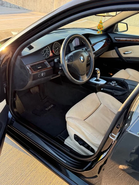 2010 BMW E60 5 Series Sedan - Image 9 of 19