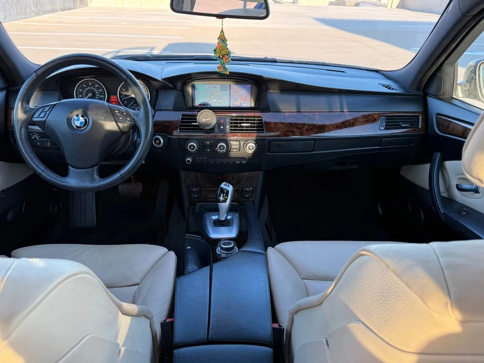 2010 BMW E60 5 Series Sedan - Image 12 of 19