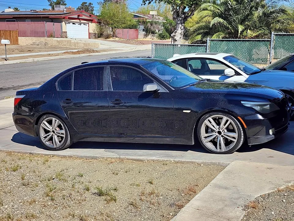 2010 BMW E60 5 Series Sedan - Image 2 of 5