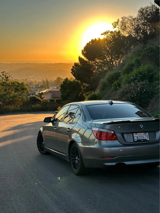2010 BMW E60 5 Series Sedan - Image 6 of 6