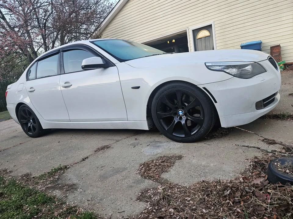 2010 BMW E60 5 Series Sedan - Image 3 of 5