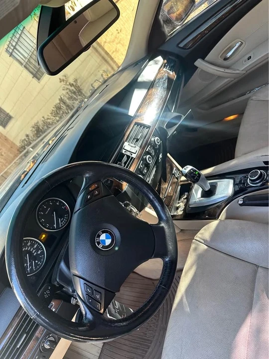 2010 BMW E60 5 Series Sedan - Image 9 of 12