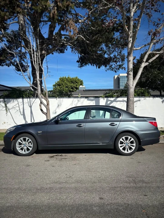 2010 BMW E60 5 Series Sedan - Image 2 of 11
