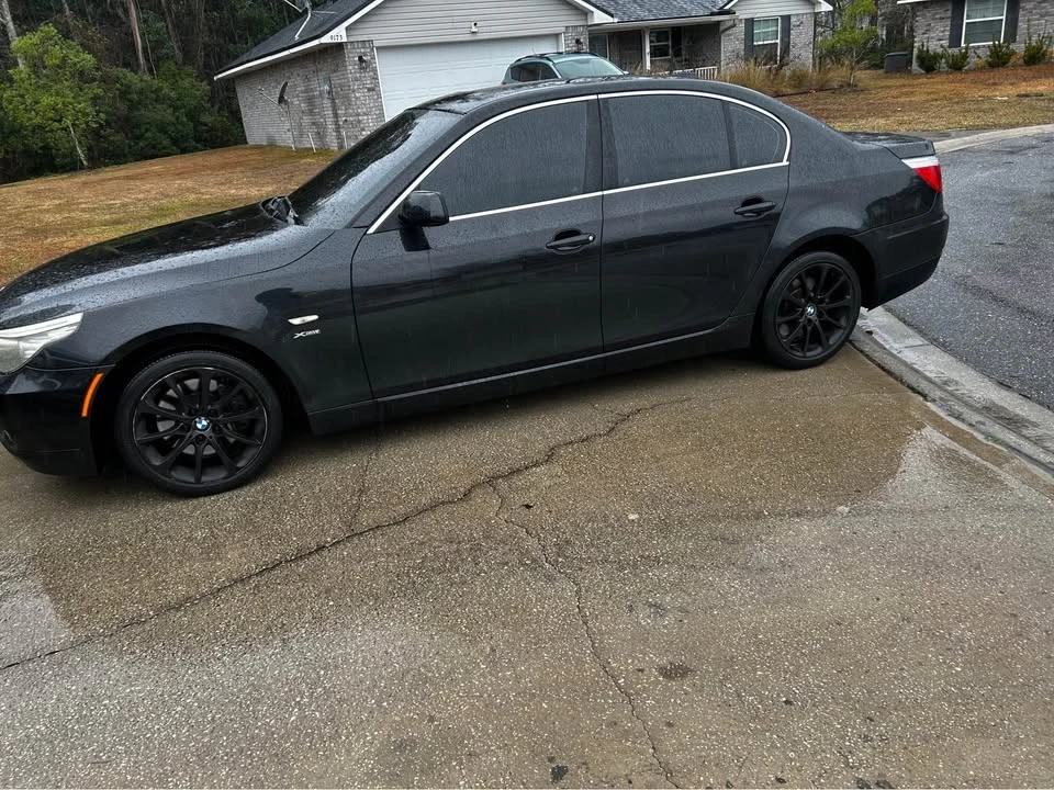 2010 BMW E60 5 Series Sedan - Image 3 of 8