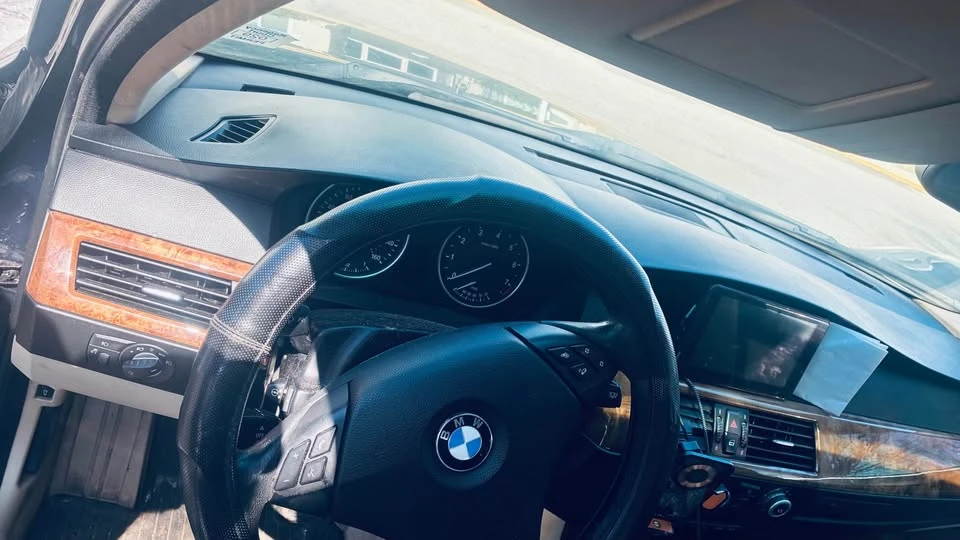 2010 BMW E60 5 Series Sedan - Image 2 of 9