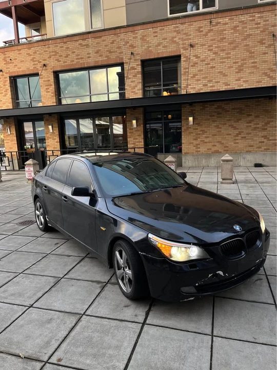 2010 BMW E60 5 Series Sedan - Image 2 of 8