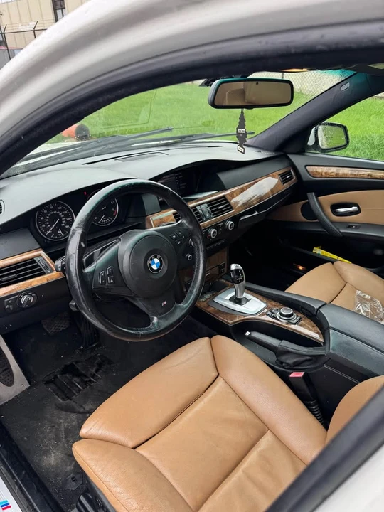 2010 BMW E60 5 Series Sedan - Image 7 of 11