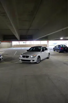 2010 BMW 5 Series 535xi Sedan
