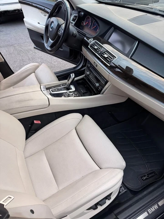 2010 BMW - Image 9 of 9