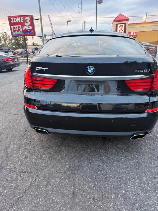2010 BMW - Image 2 of 9