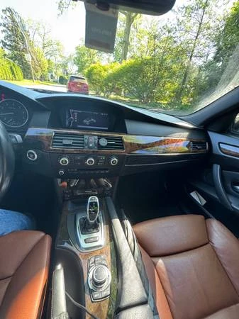2010 BMW E60 5 Series Sedan - Image 7 of 16