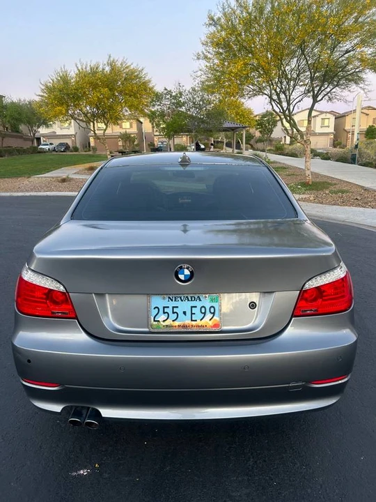 2010 BMW E60 5 Series Sedan - Image 5 of 11