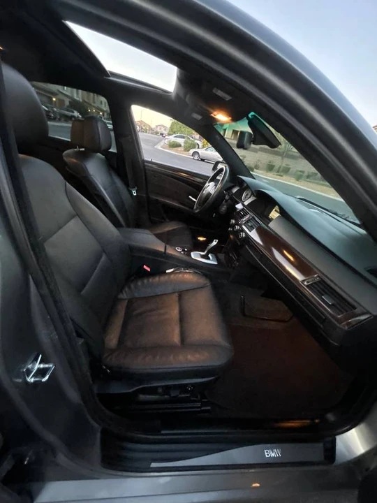 2010 BMW E60 5 Series Sedan - Image 7 of 11